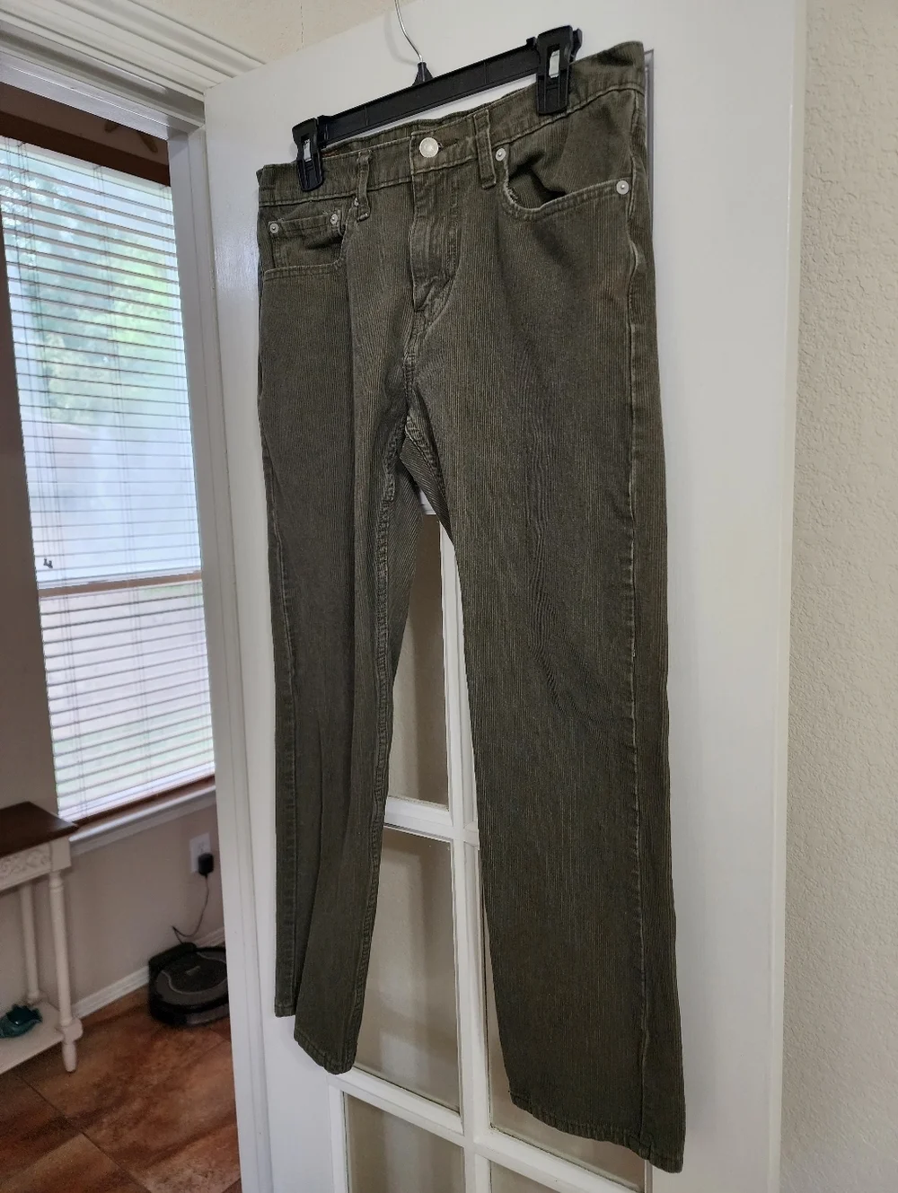 Levi’s 502 Olive Green Corduroy Pants 31x30 Straight Taper Stretch SEE MEASUREME